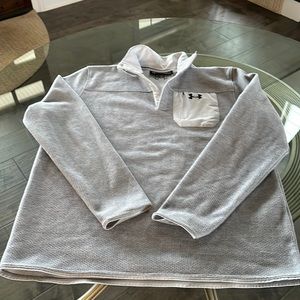 Gray sweatshirt